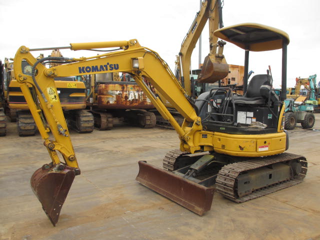 [画像]KOMATSU(コマツ)　PC27MR-2　ミニショベル　2006年