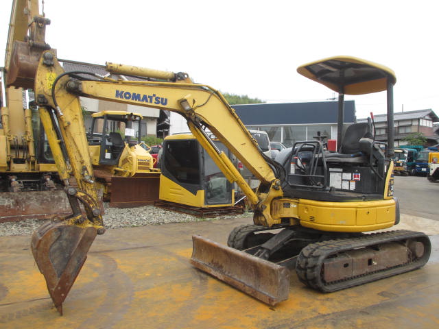 [画像]KOMATSU(コマツ)　PC30MR-2　ミニショベル　2001年